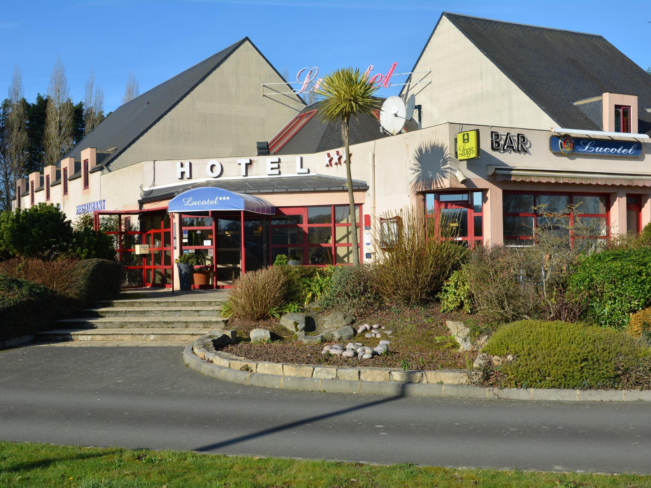 Logis Hotel Lucotel Lanvollon Exterior photo
